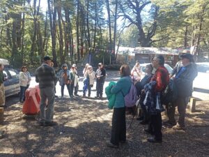 Adultos Mayores de Pucón realizan visita al Museo CIVUR-39° con trekking al Parque Nacional Villarrica